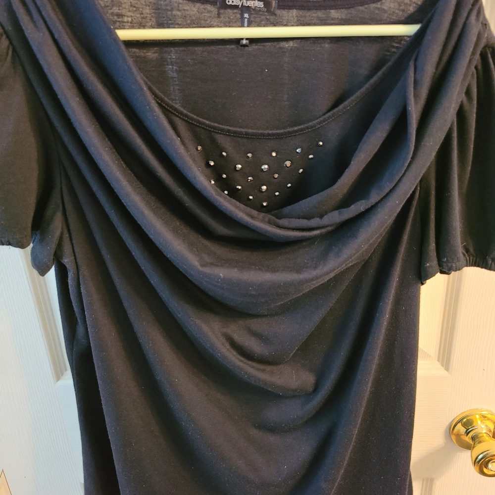 daisy fuentes black top